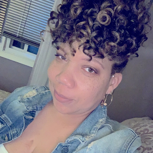 Meet your Posher, Star - Picture 1 of 1